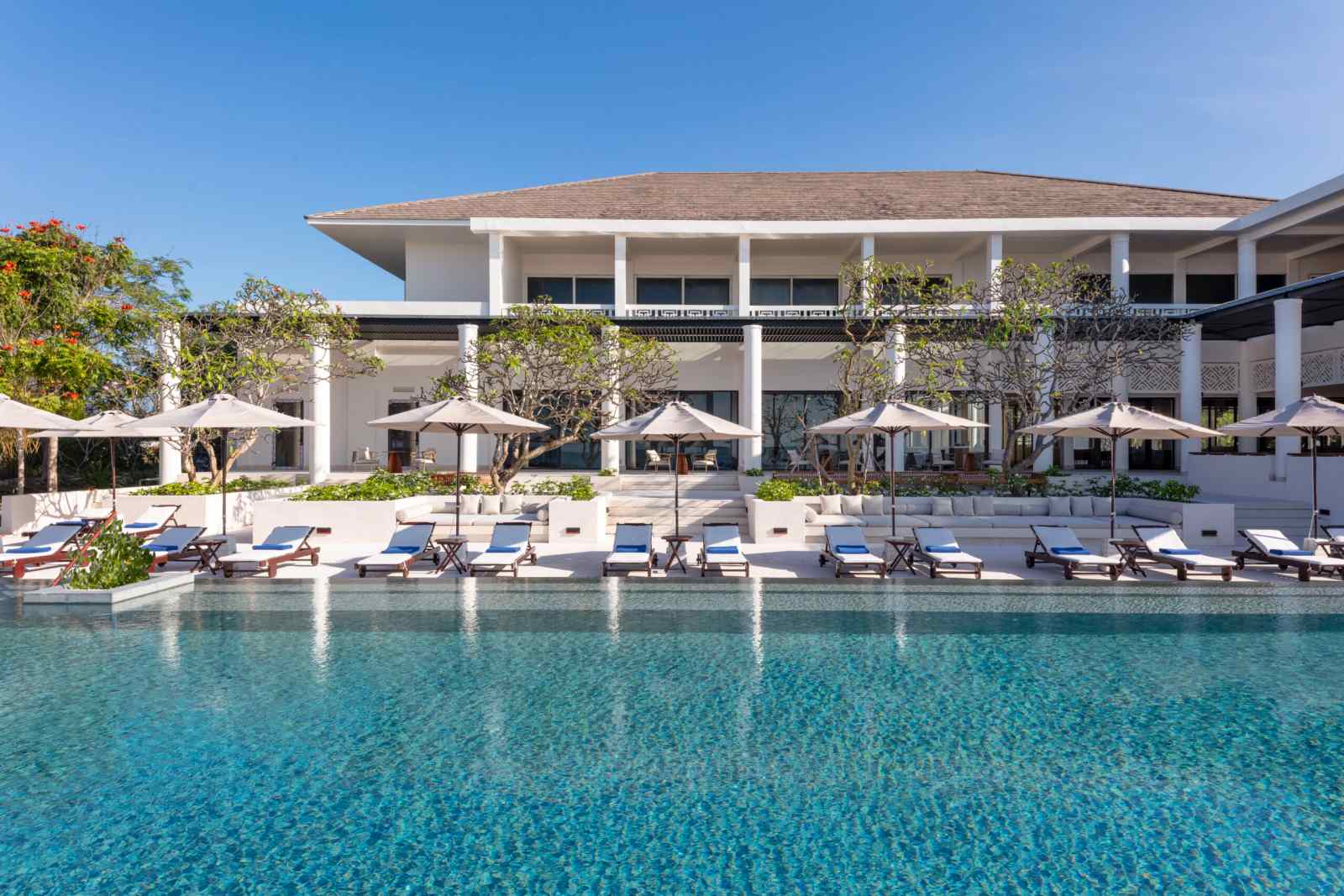 Chương trình Tết nguyên đán, xuân ất tỵ, Azerai Kê Gà Bay, Azerai La Residence Huế