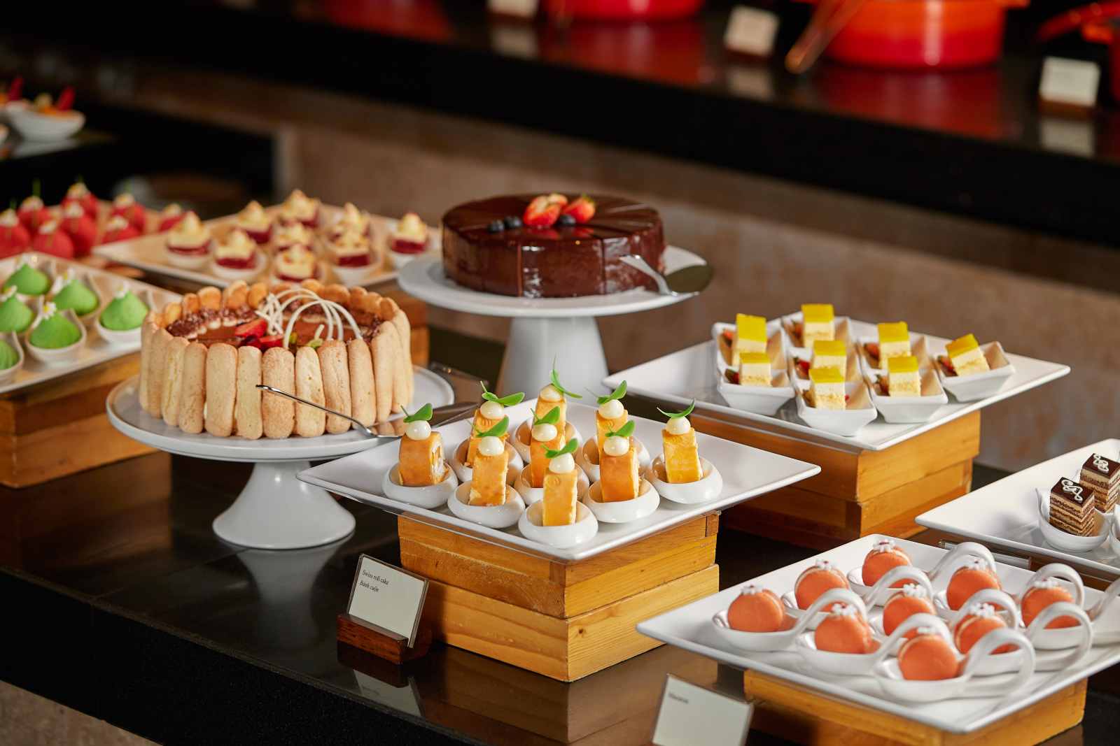 LOTTE Hà Nội, khách sạn Hà Nội, đón năm mới tại Hà Nội, chương trình đón năm mới, chương trình nghỉ dưỡng năm mới 2025, Tết Nguyên Đán 2025