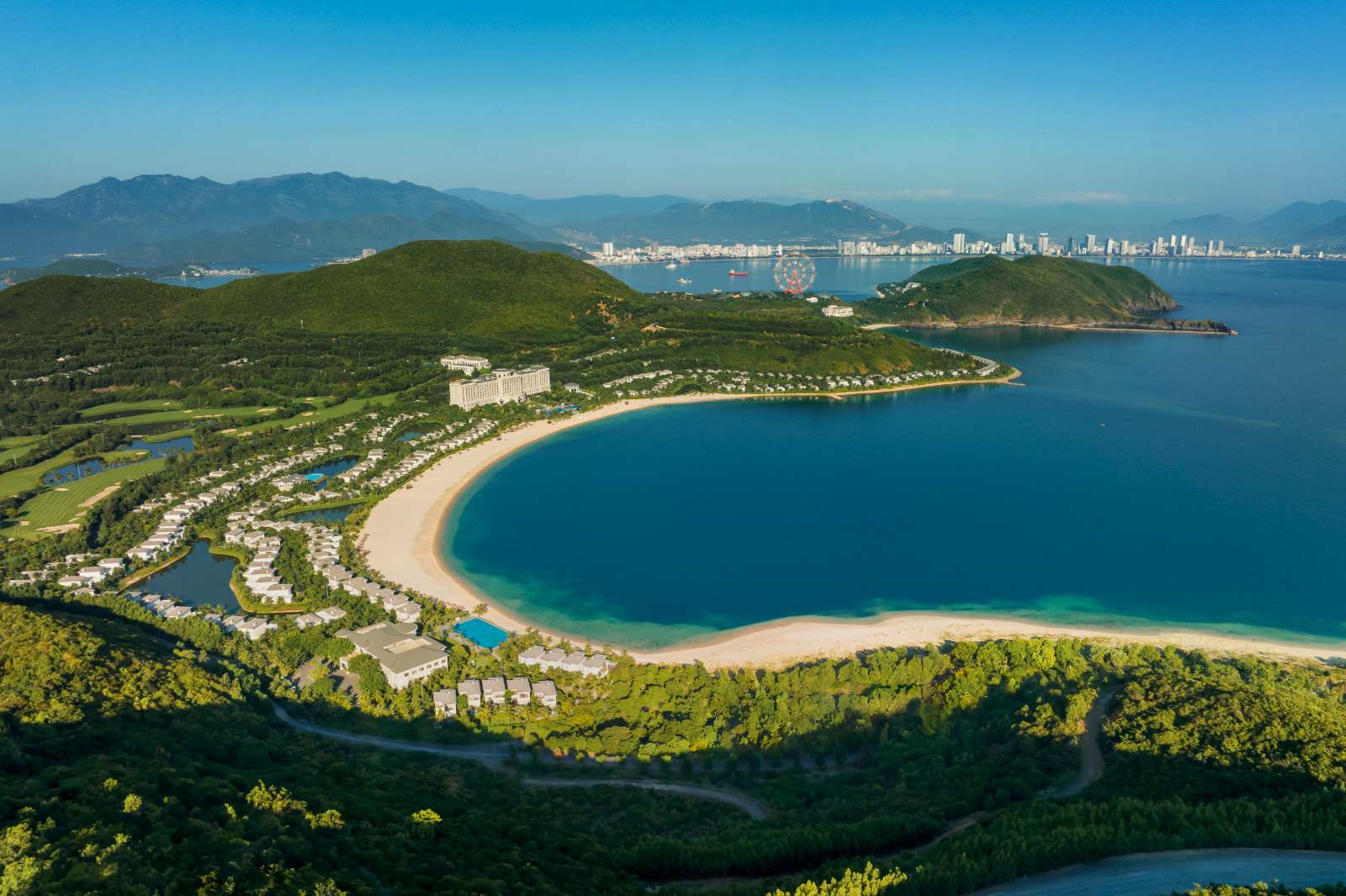 Nha Trang Marriott Resort & Spa, kỳ nghỉ Tết 2025, du lịch Nha Trang, chương trình mùa Tết 2025, nghỉ dưỡng dịp Tết 2025