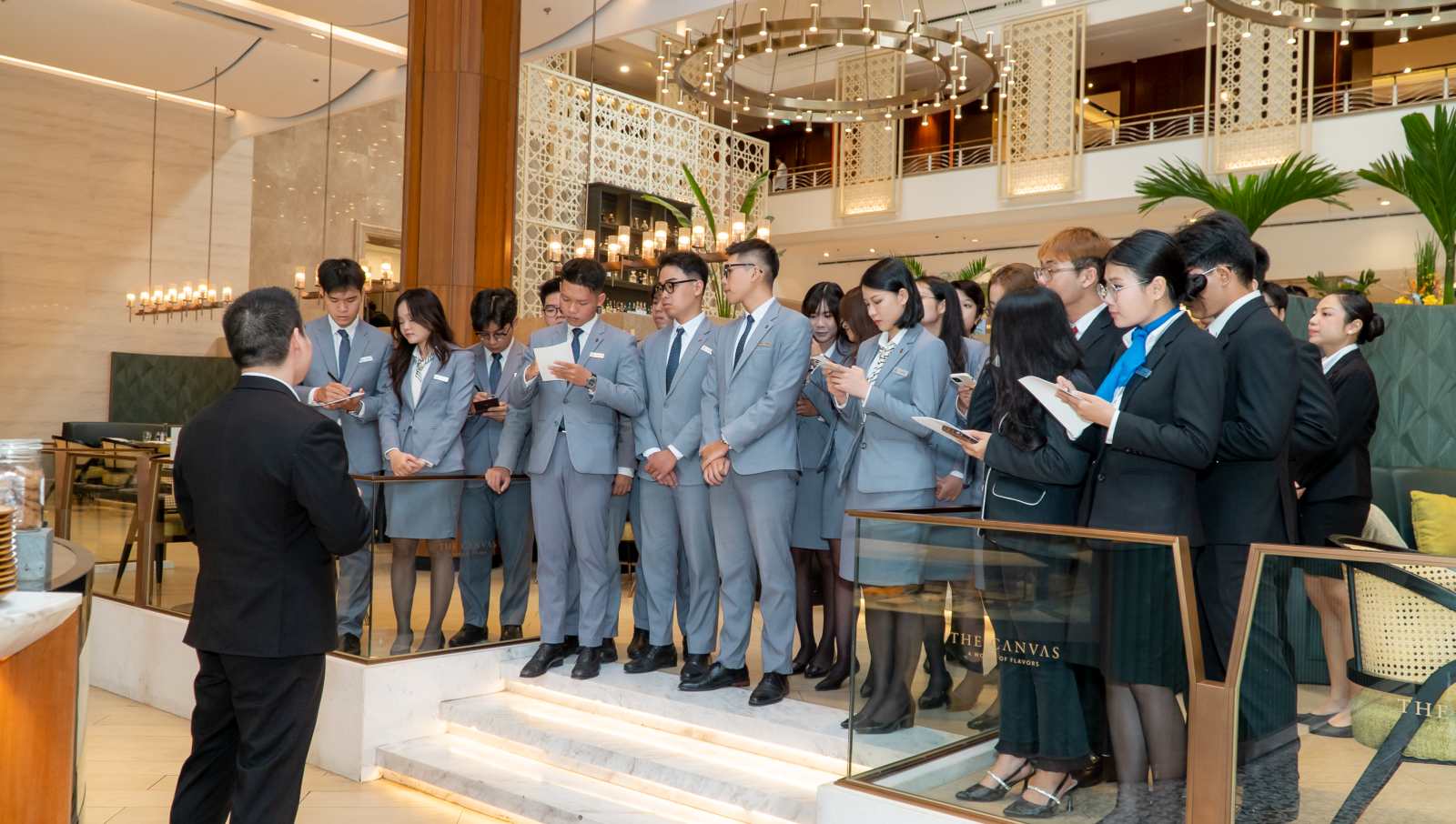 hospitality business news, Hospitality Management, Luxury Hospitality Career, Hospitality Industry Vietnam, Vietnam Tourism and Hospitality