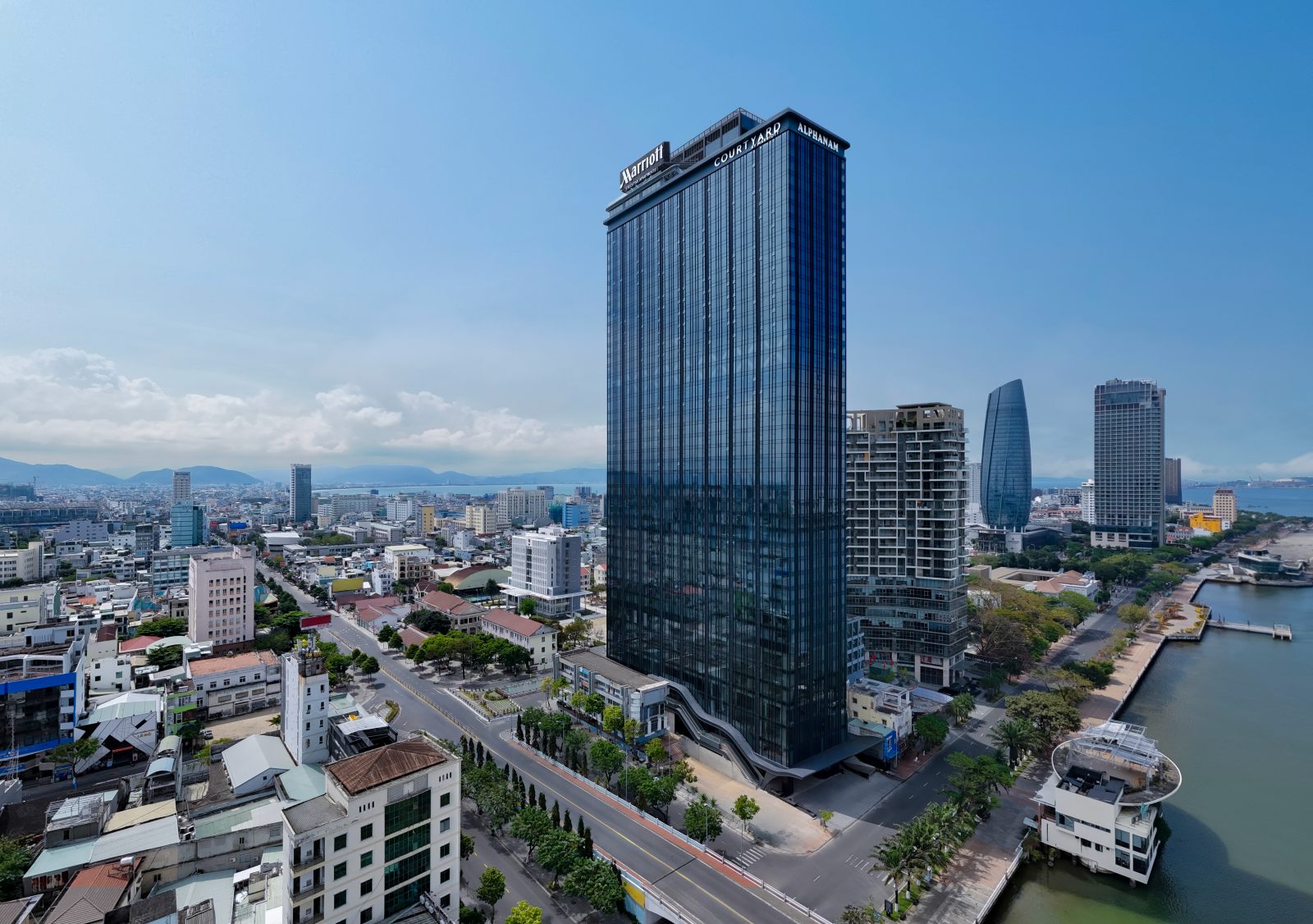 Courtyard by Marriott Danang Han River, Courtyard by Marriott, khách sạn đà nẵng, khai trương khách sạn, lưu trú cao cấp đà nẵng