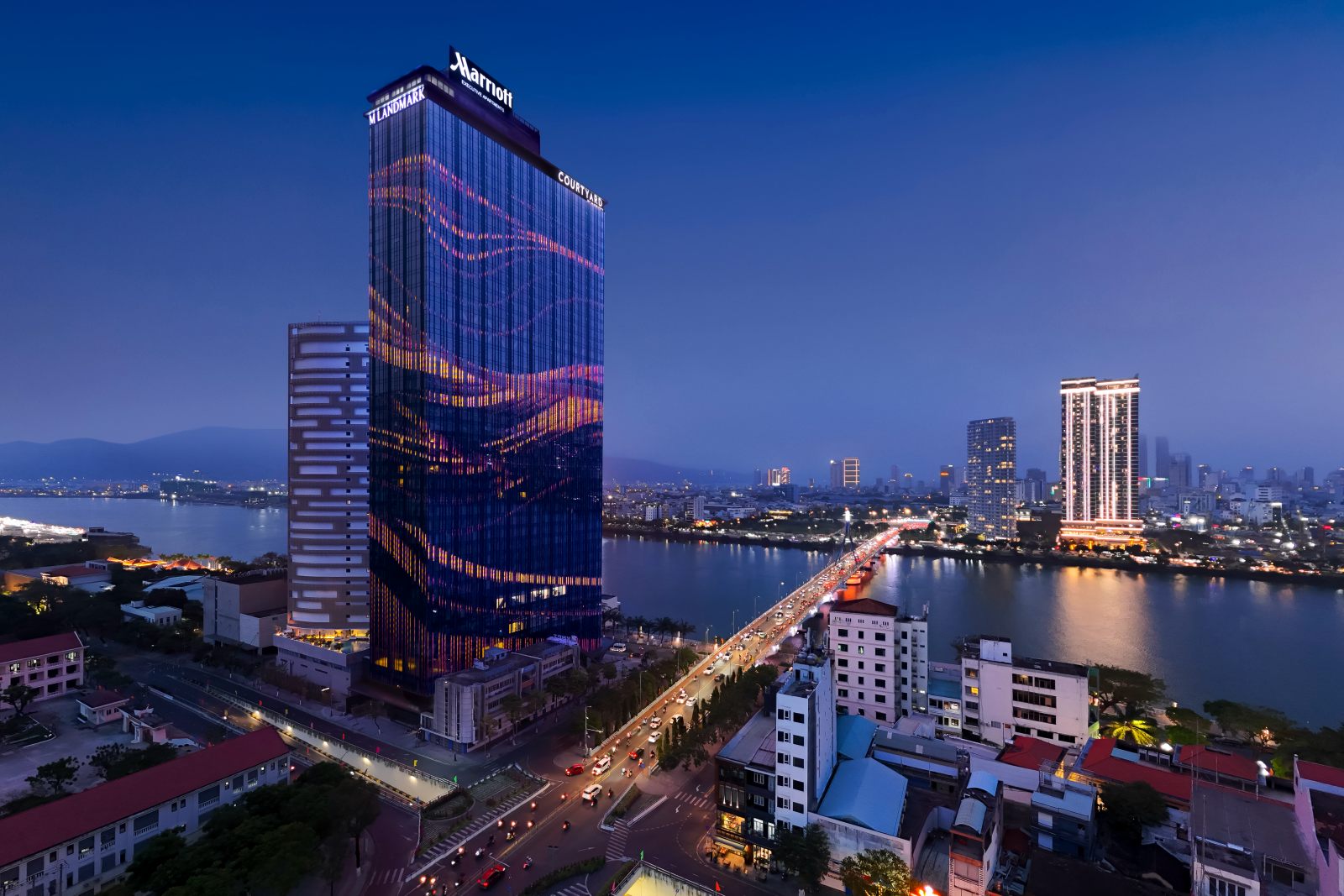 Courtyard by Marriott Danang Han River, Courtyard by Marriott, khách sạn đà nẵng, khai trương khách sạn, lưu trú cao cấp đà nẵng