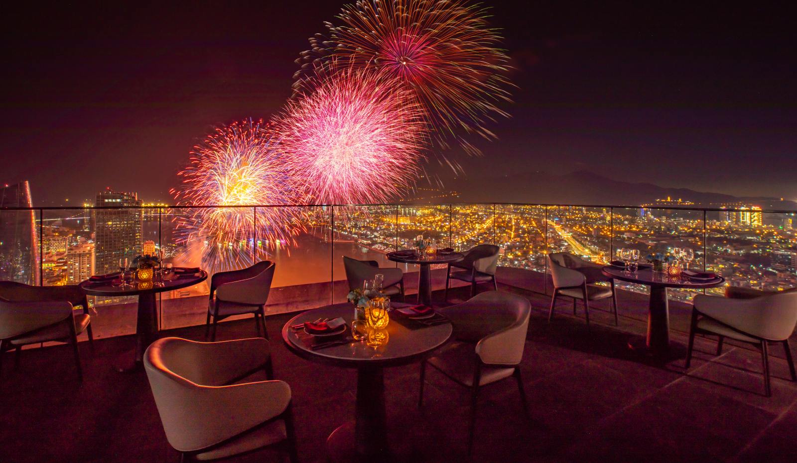 Marriott Bonvoy, DIFF 2025, Đà Nẵng, Danang Vietnam, fireworks in Danang Vietnam