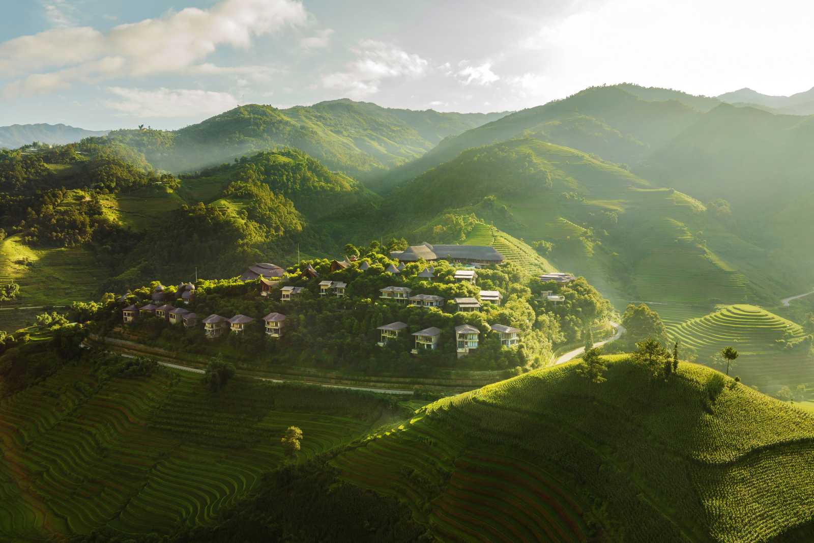 Garrya Mù Cang Chải, Banyan Group, du lịch Tây Bắc, Mù Cang Chải, ruộng bậc thang, mùa lúa chín, du lịch văn hóa