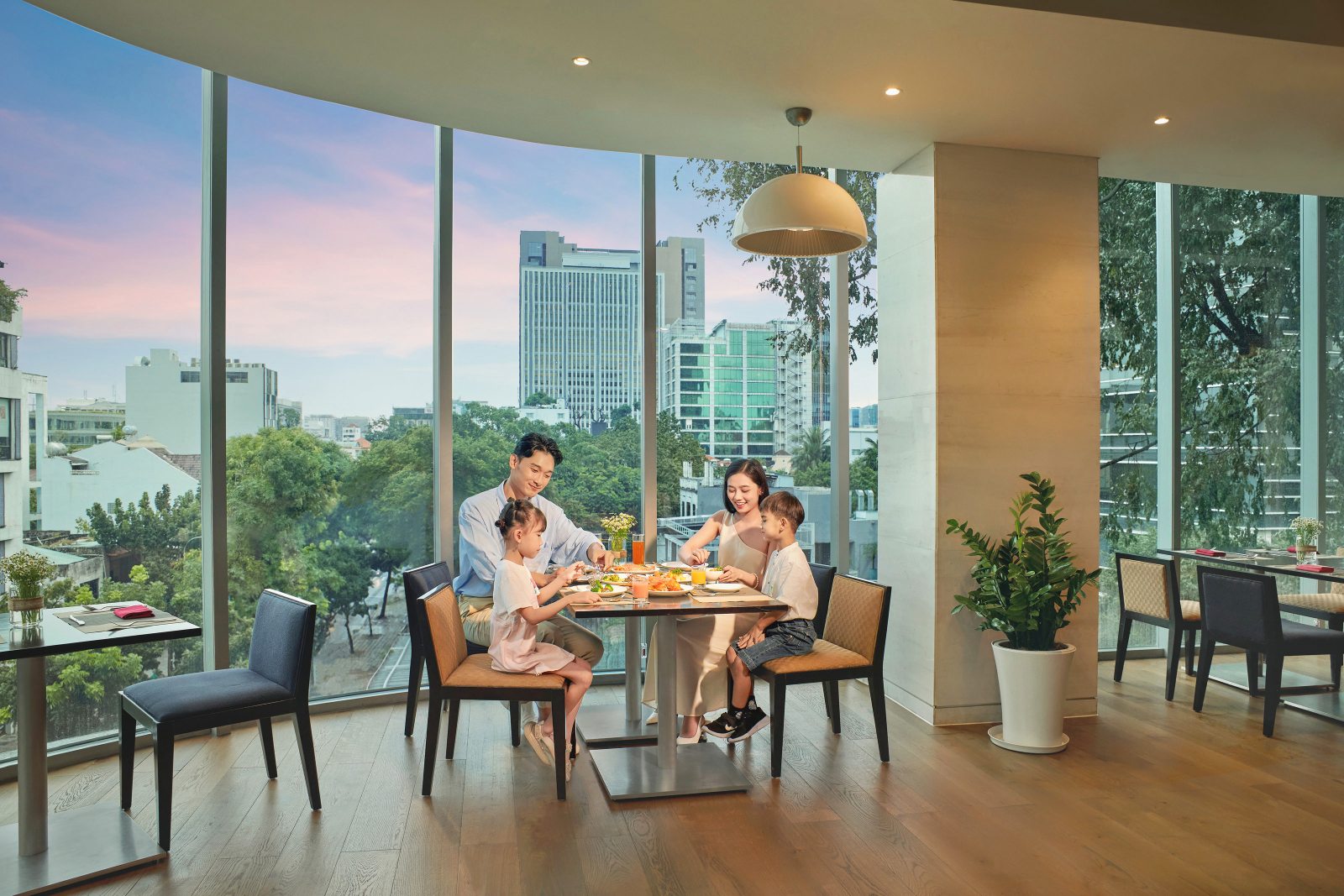 Novotel Saigon Centre, khách sạn sài gòn, buffet hải sản, điểm đến ẩm thực, trung tâm thành phố