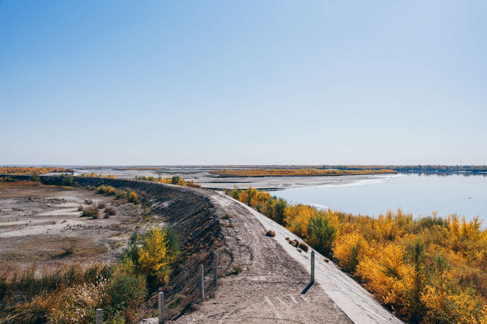 pháo đài Khorezm, Uzbekistan, khám phá Uzbekistan, sông Amu Darya, sa mạc Kyzylkum