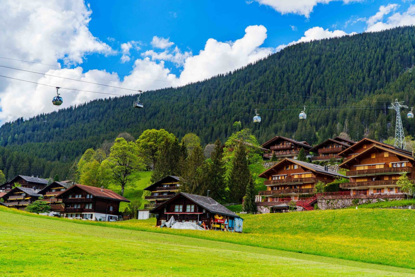 Interlaken, du lịch thụy sĩ, thụy sĩ, crash landing on you, địa điểm du lịch, gợi ý hành trình