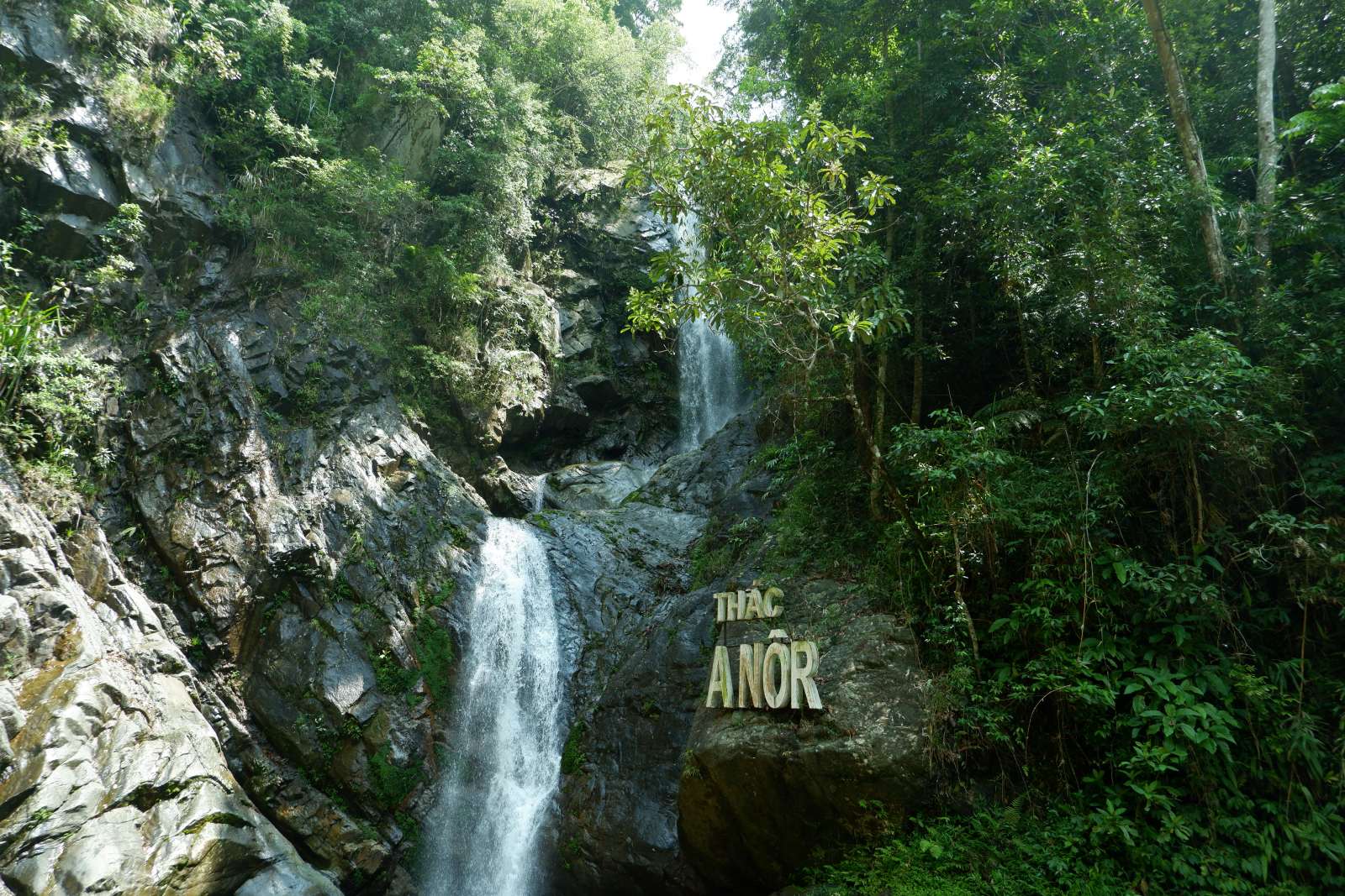 A Lưới, Huế, suối A Lin, thác A Nôr
