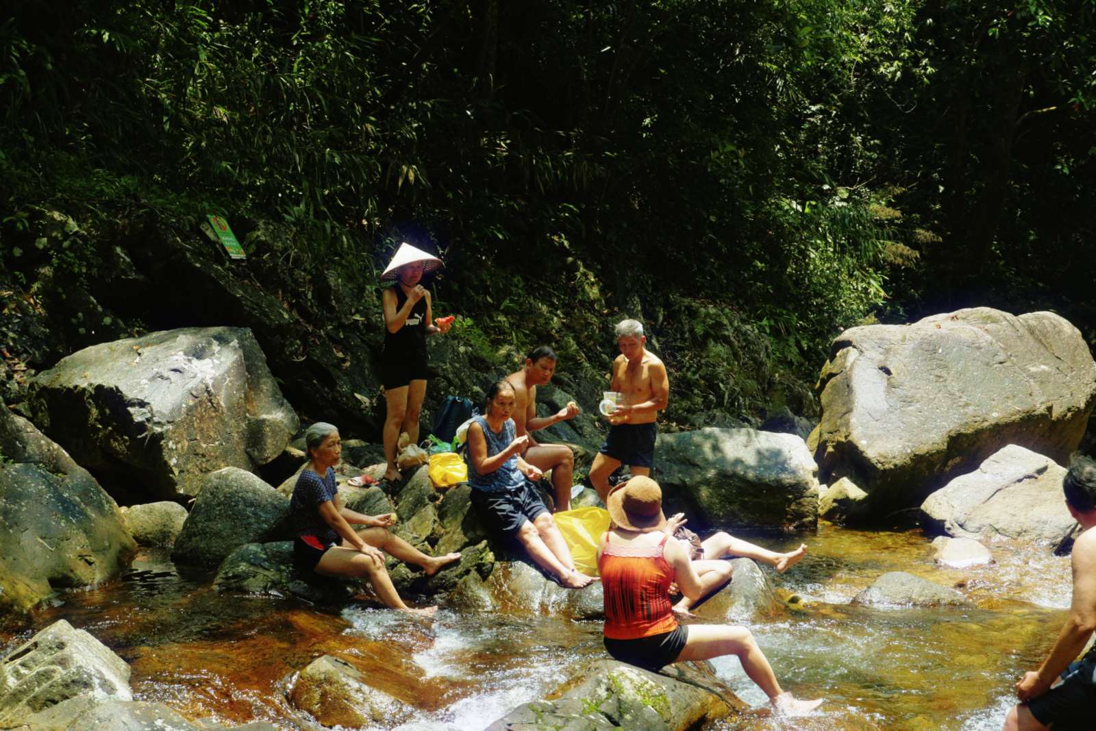 A Lưới, Huế, suối A Lin, thác A Nôr