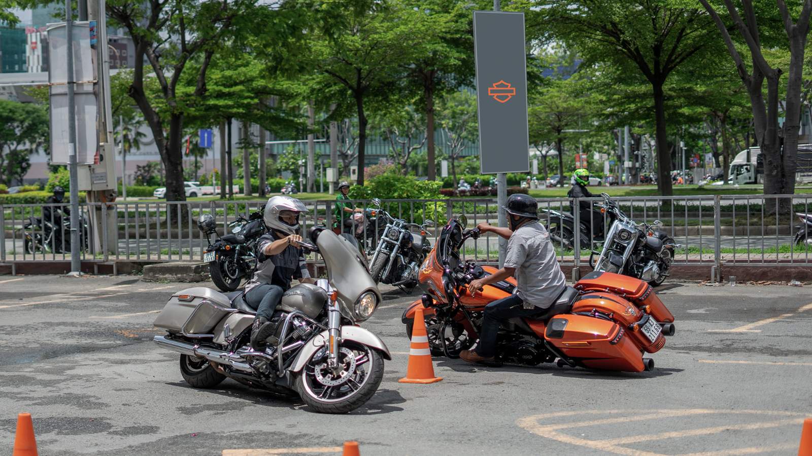 Harley-Davidson, Freedom Sale, Harley-Davidson Electra Glide Standard, Road King 2020,Fat Boy 114, Break Out 114 Barracuda Silver   