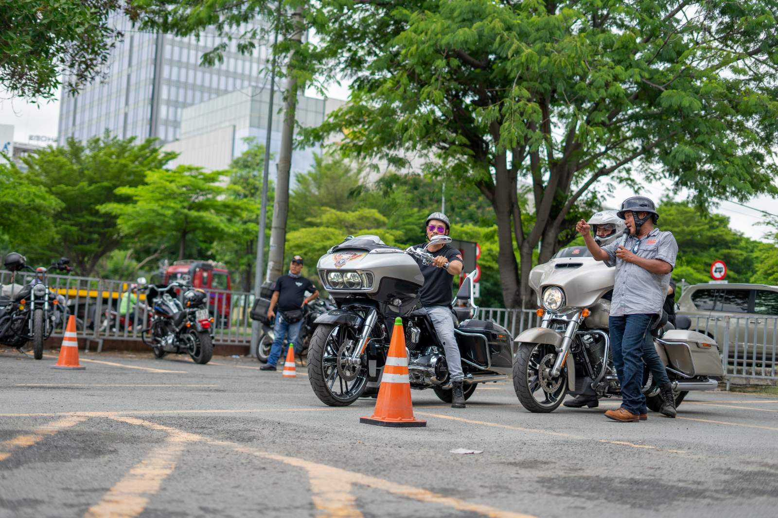 Harley-Davidson, Freedom Sale, Harley-Davidson Electra Glide Standard, Road King 2020,Fat Boy 114, Break Out 114 Barracuda Silver   