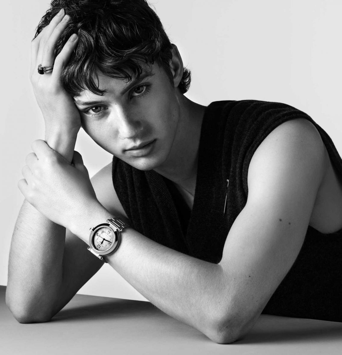 Troye Sivan đại sứ Pasha de Cartier