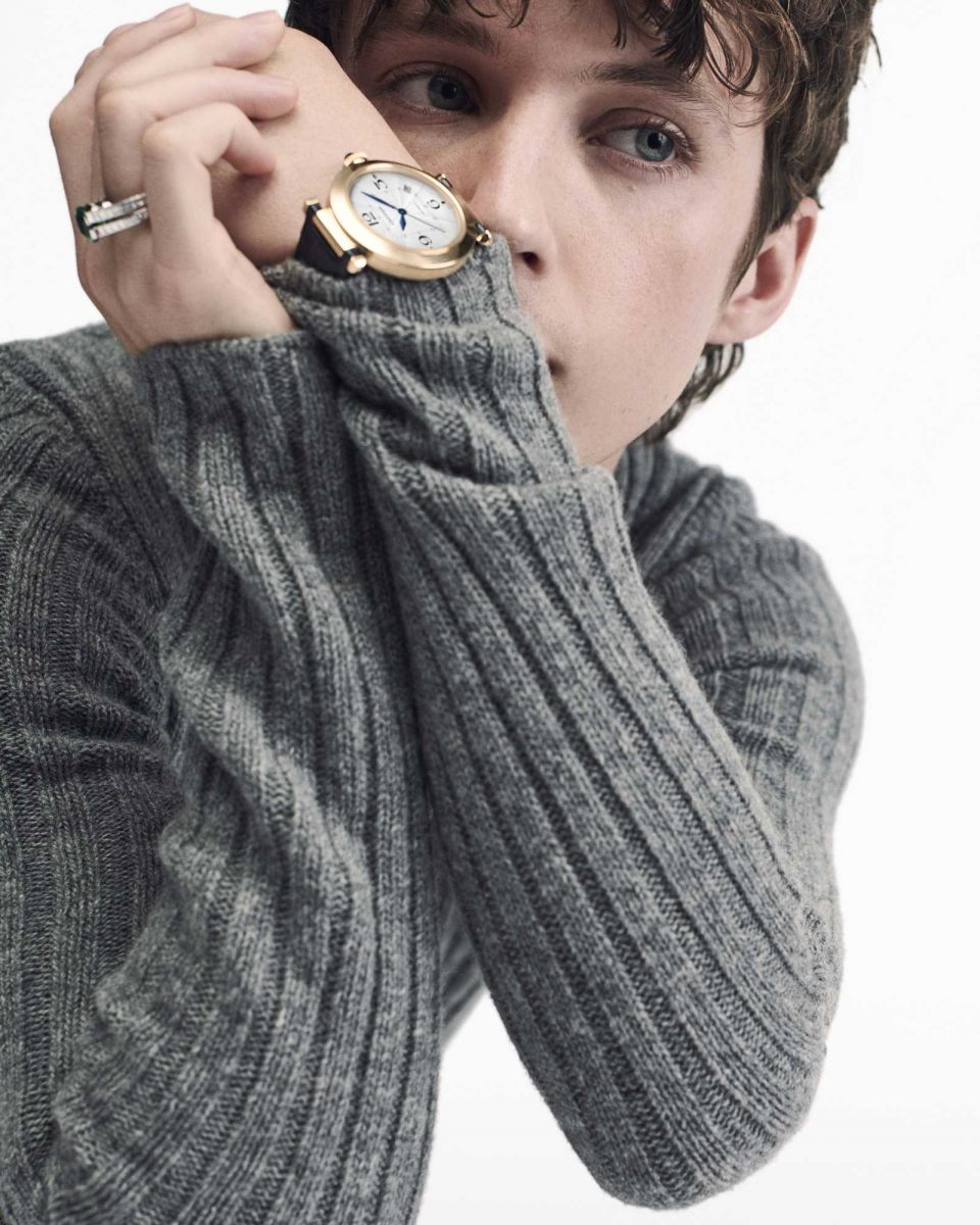 Troye Sivan đại sứ Pasha de Cartier