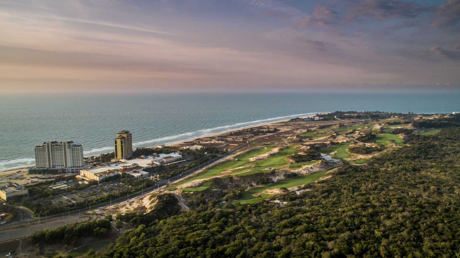 The Bluffs Hồ Tràm Strip, Golf, hole-in-one 