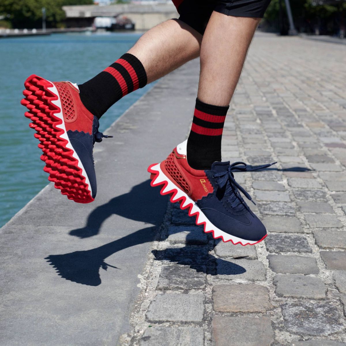 Fashion, Thời trang, Christian Louboutin, WOWWEEKEND, bộ sưu tập mới, giày, LoubiShark, giày đế đỏ