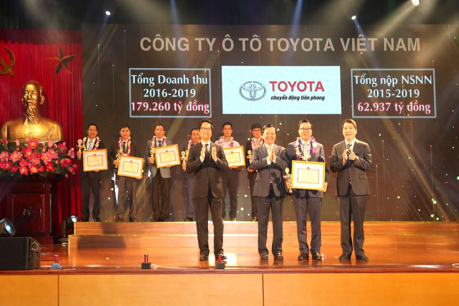 Toyota Việt Nam, vượt qua 2020, xe hơi, oto