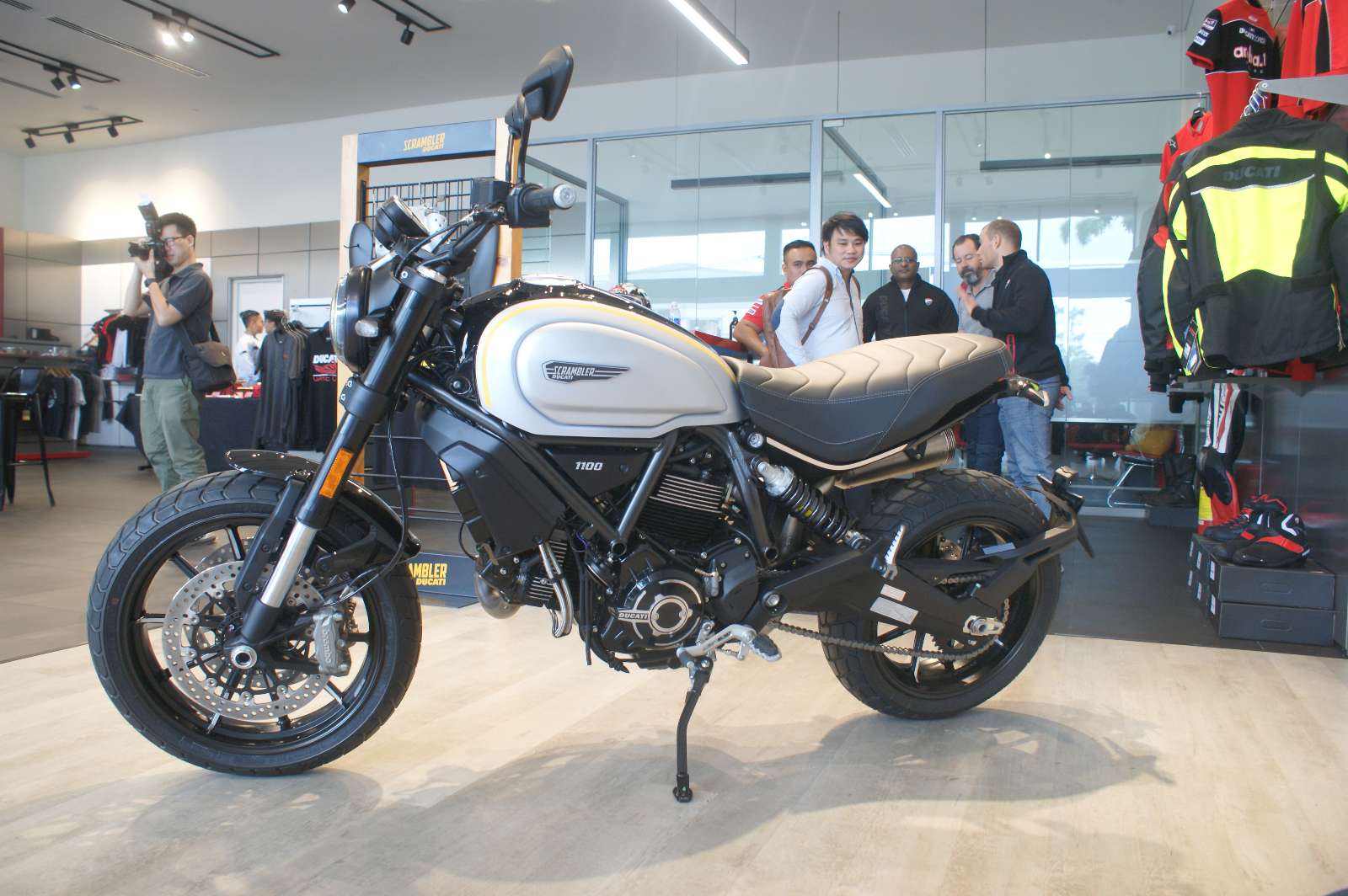 Ducati, Ducati Scrambler 1100 Pro, Ducati Sport Pro