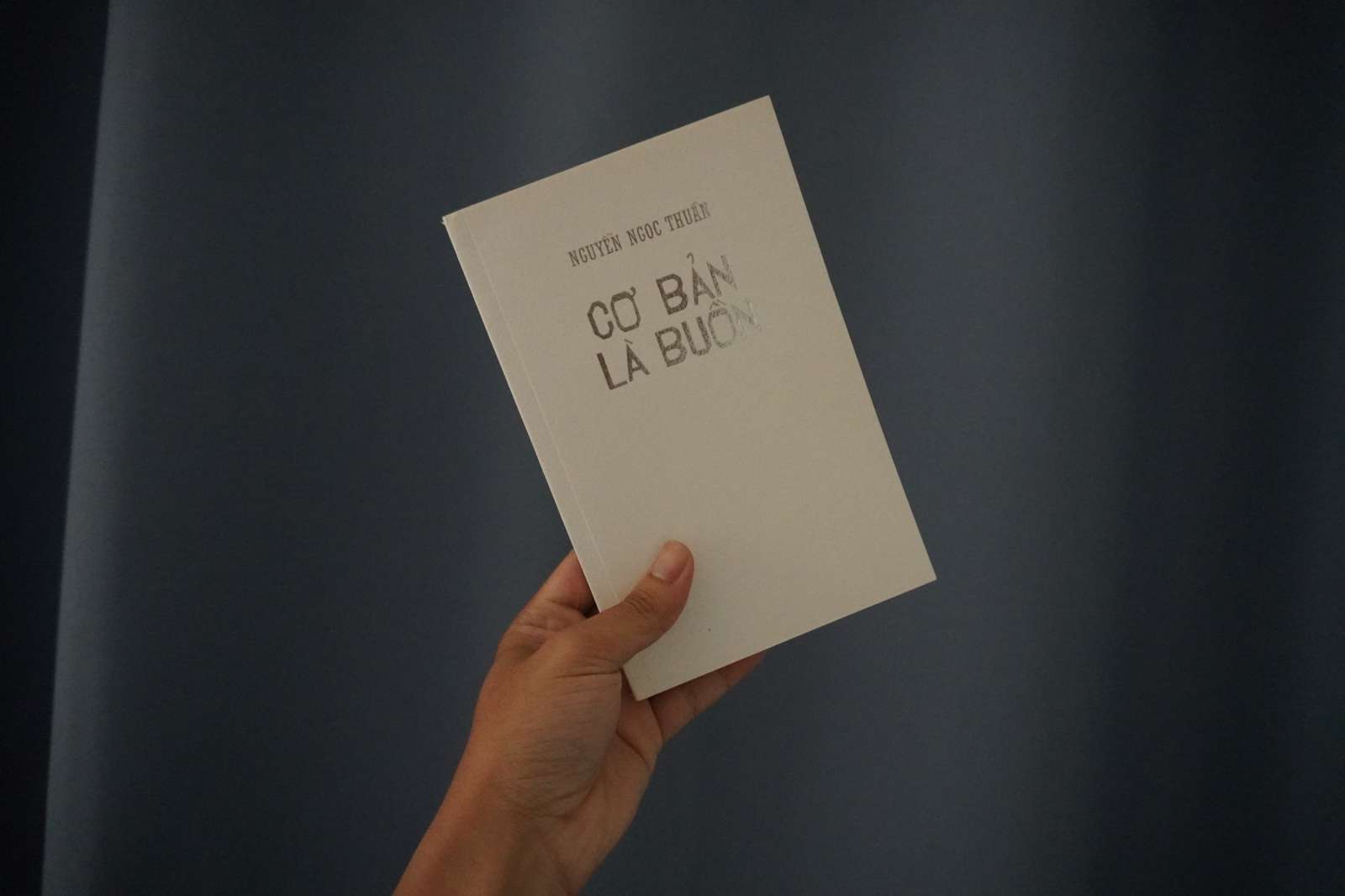 Cơ bản là buồn, sách, review sách