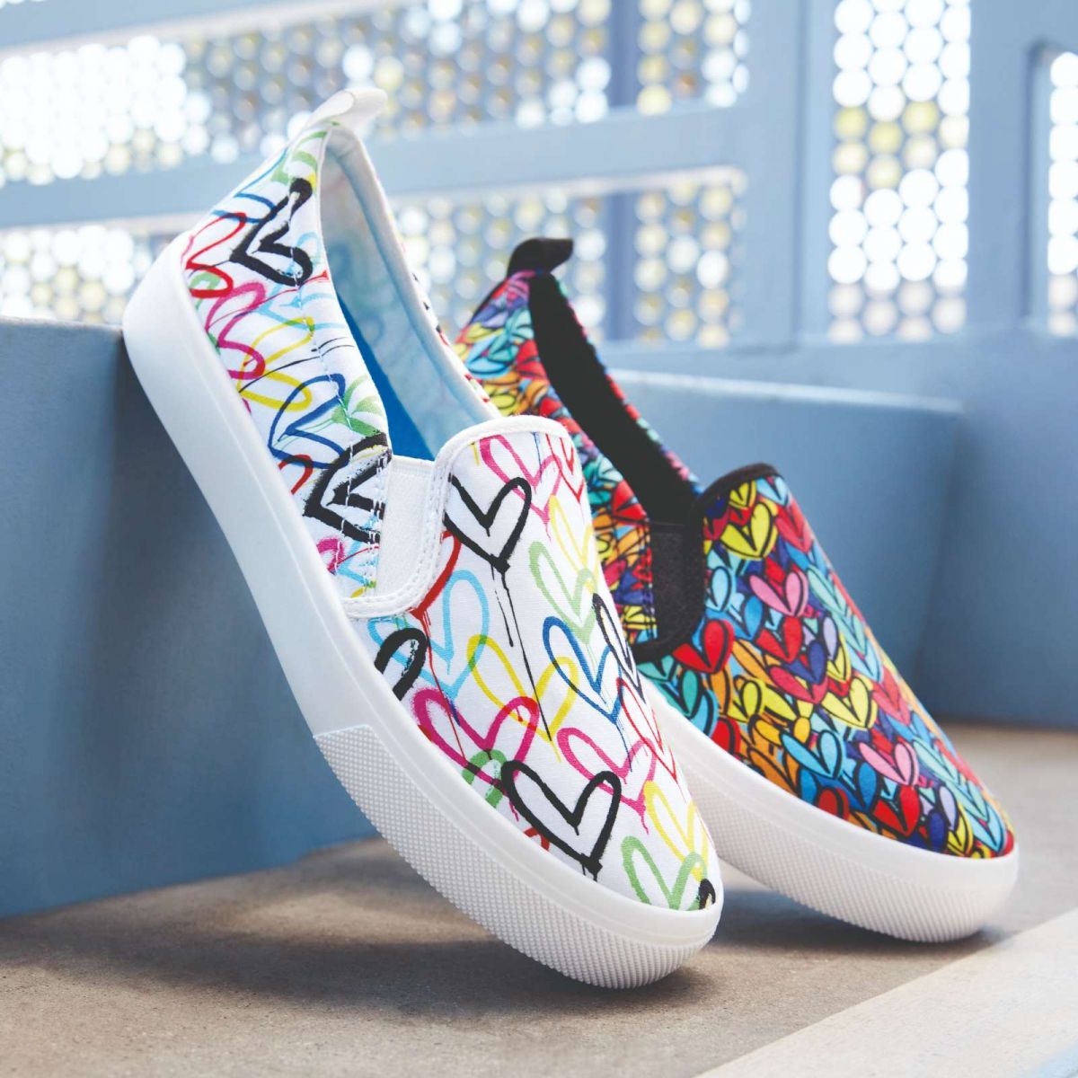 Skechers, JGoldcrown, Thông điệp về sự tích cực và tình yêu