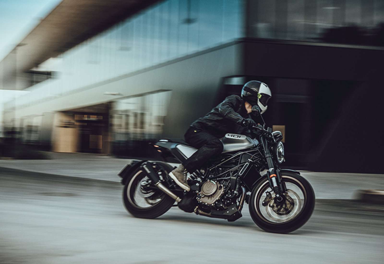 Husqvarna Motorcycles, Husqvarna Svartpilen 200, Svartpilen 401 2021, Vitpilen 401 2021, Al Naboodah Việt Nam