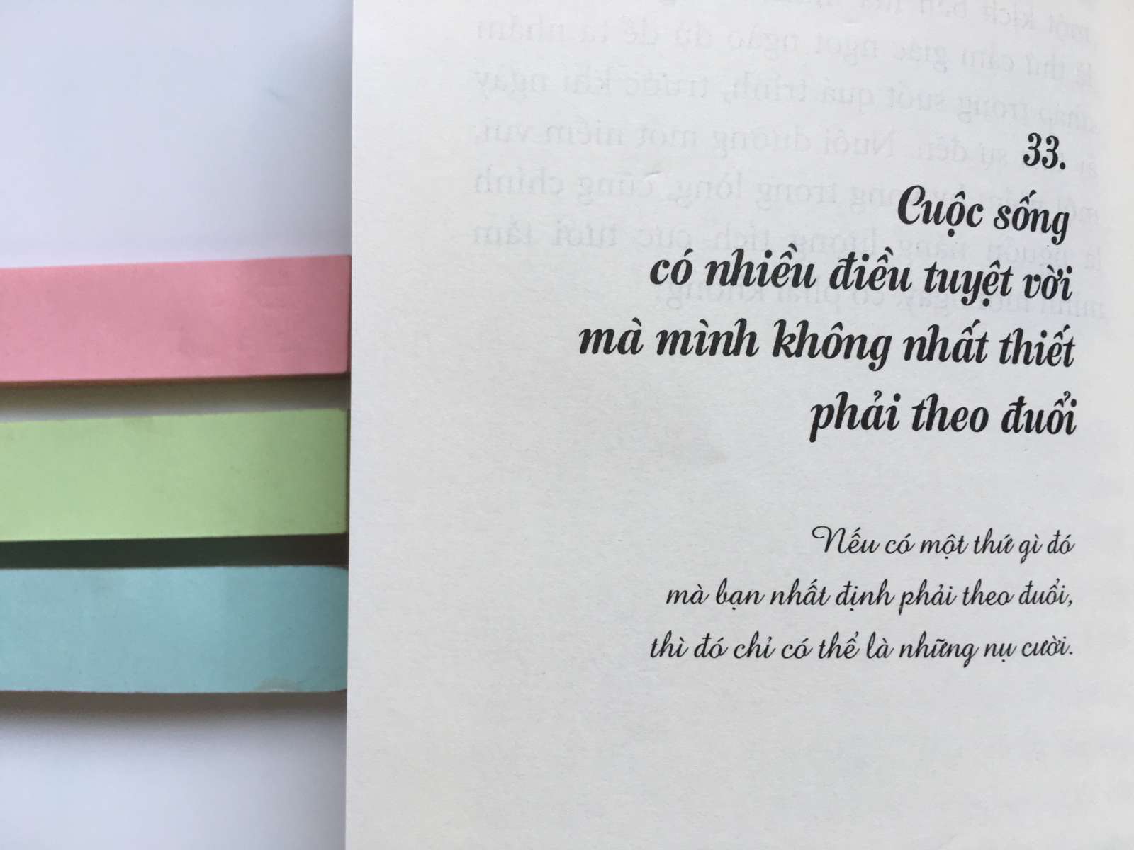 Sống như bạn đang ở sân bay, Cúc T