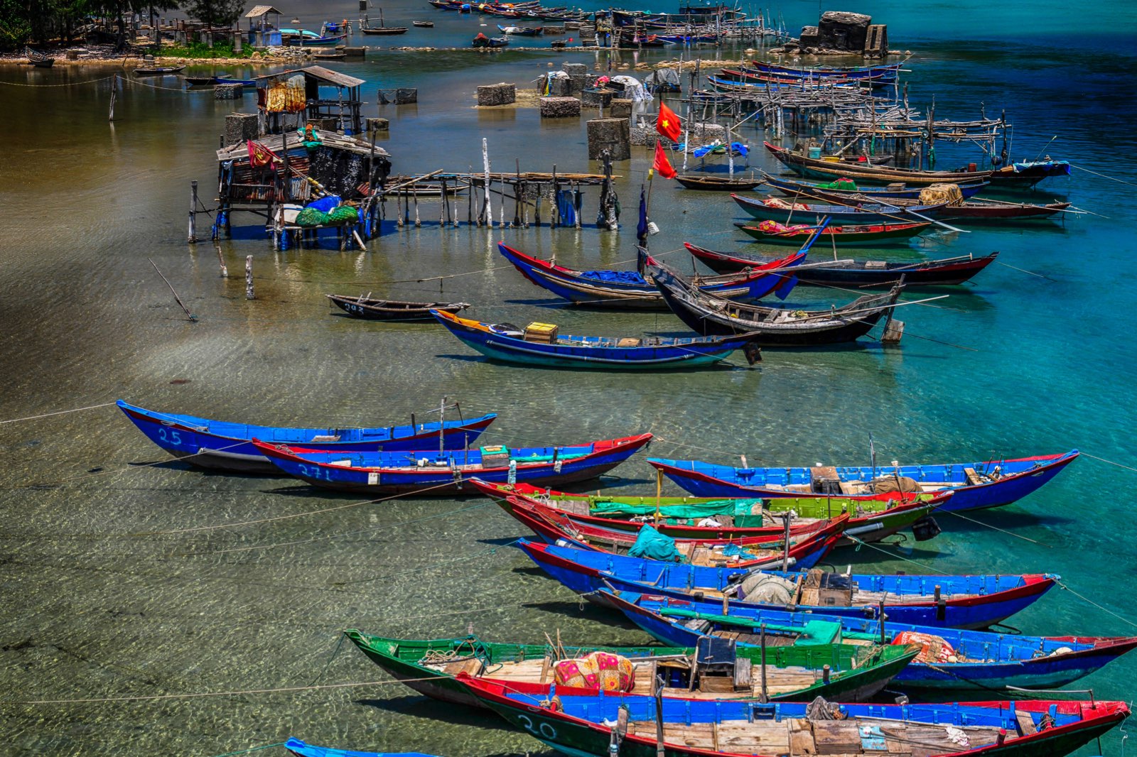 Làng chài, Quảng Ninh, Phú Quốc, Lăng Cô, Nha Trang