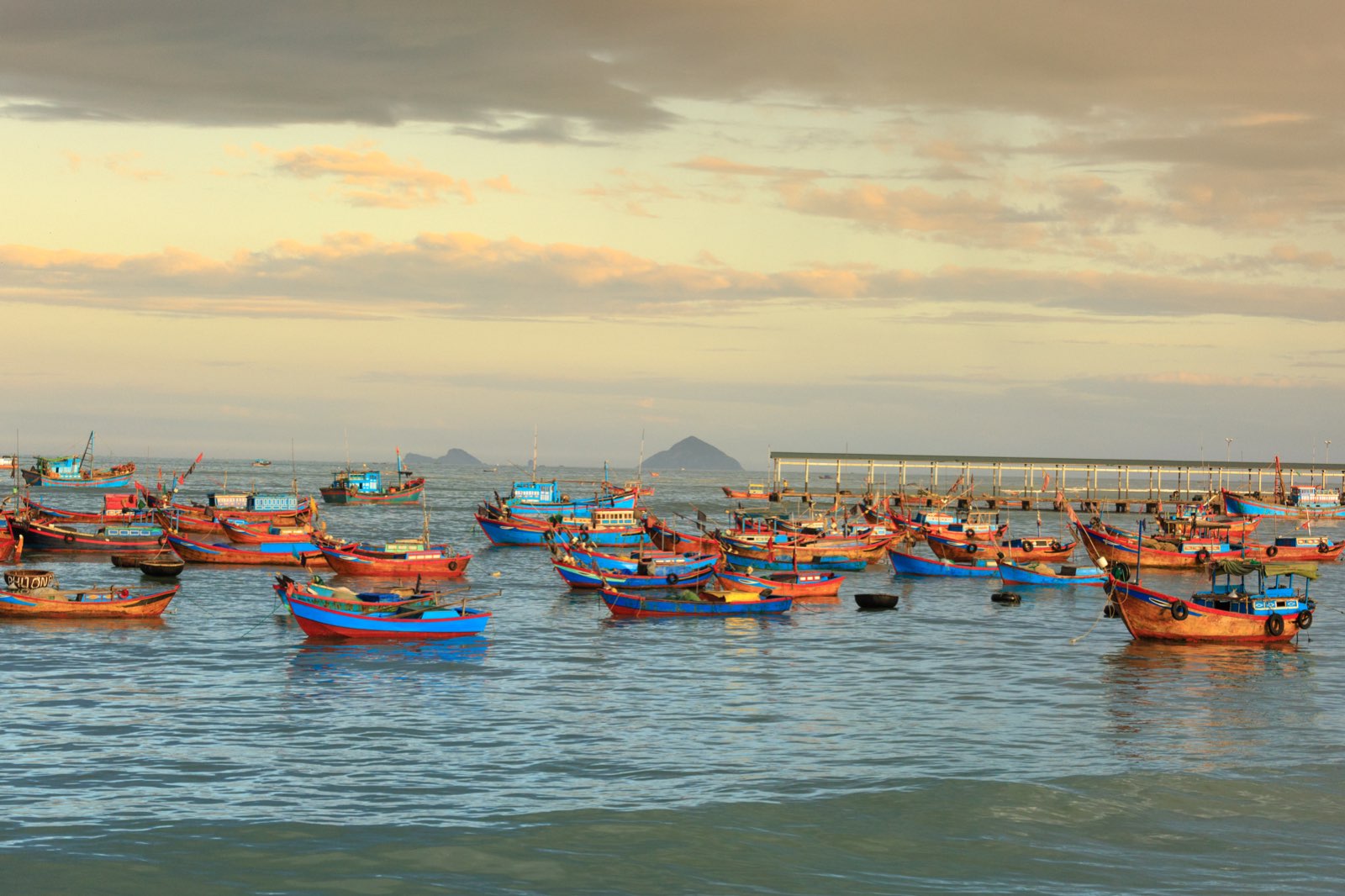 Làng chài, Quảng Ninh, Phú Quốc, Lăng Cô, Nha Trang