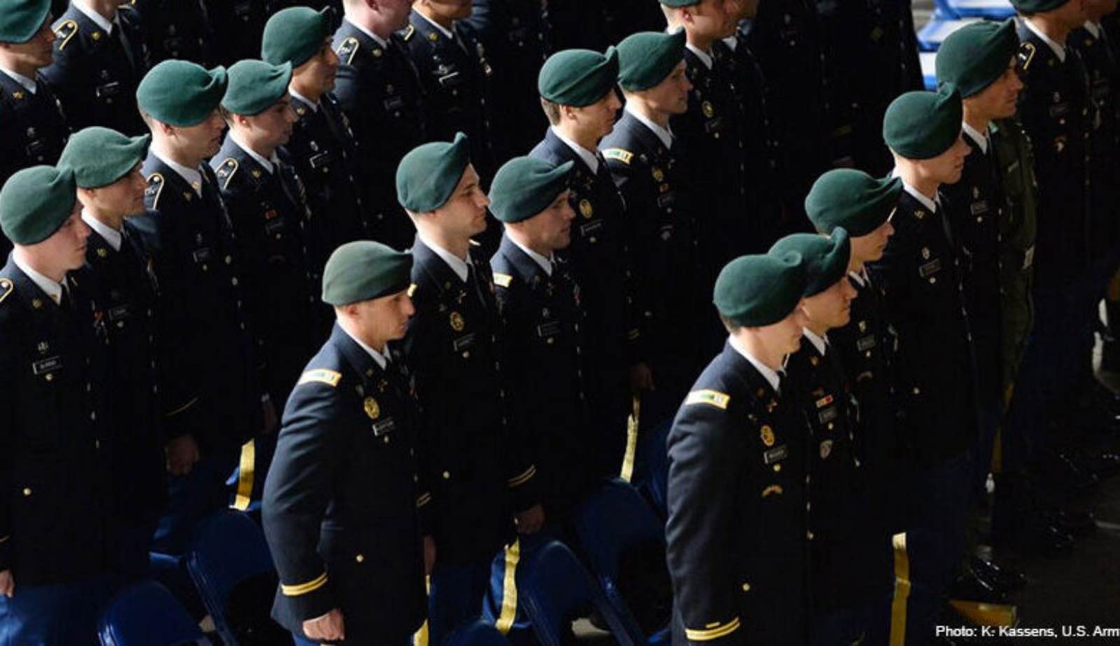 mũ beret, mũ nồi, lịch sử chiếc mũ beret, tuyên ngôn thời trang 