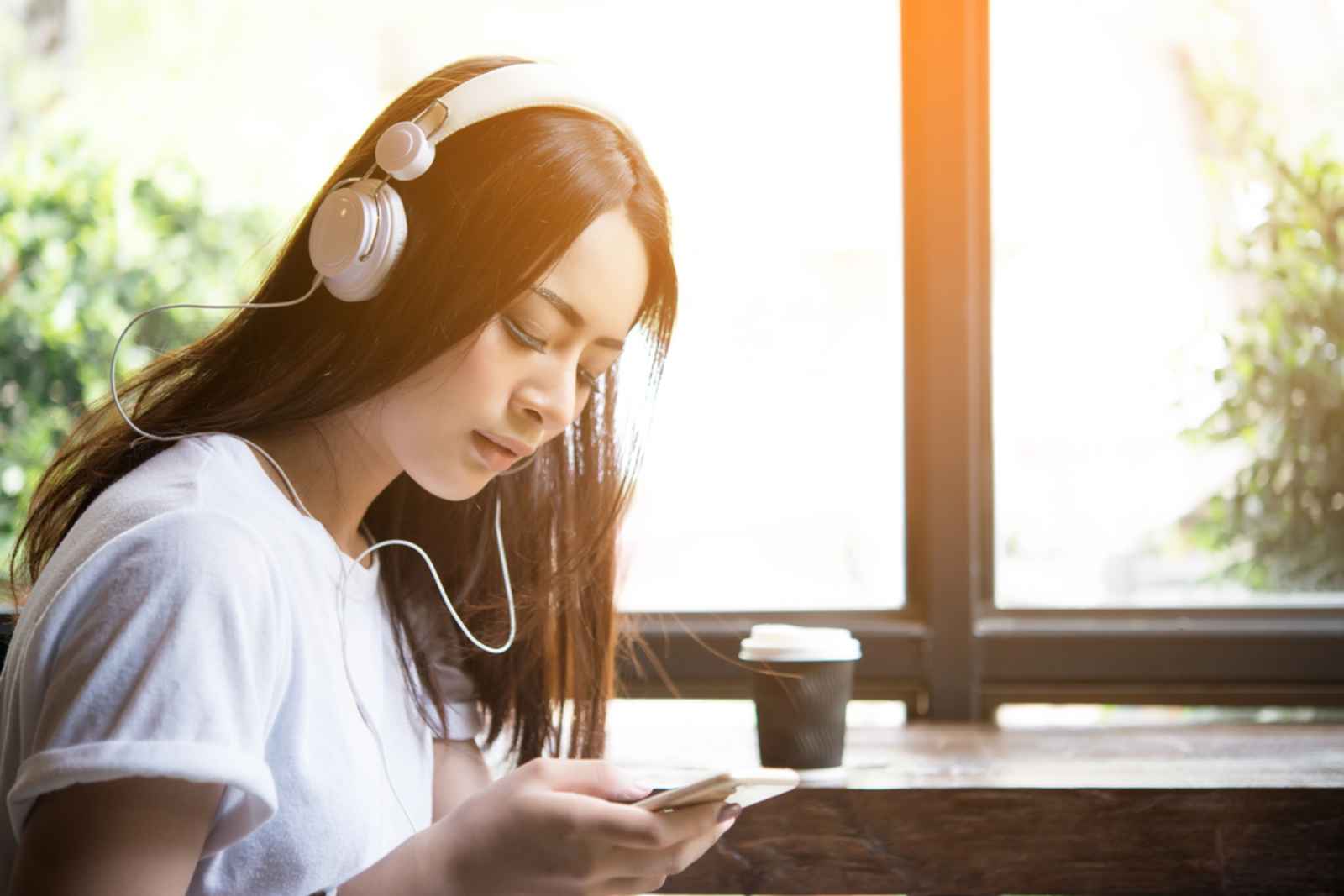 nhạc xưa, người trẻ thích nghe nhạc xưa, âm nhạc, audio, nhạc trịnh