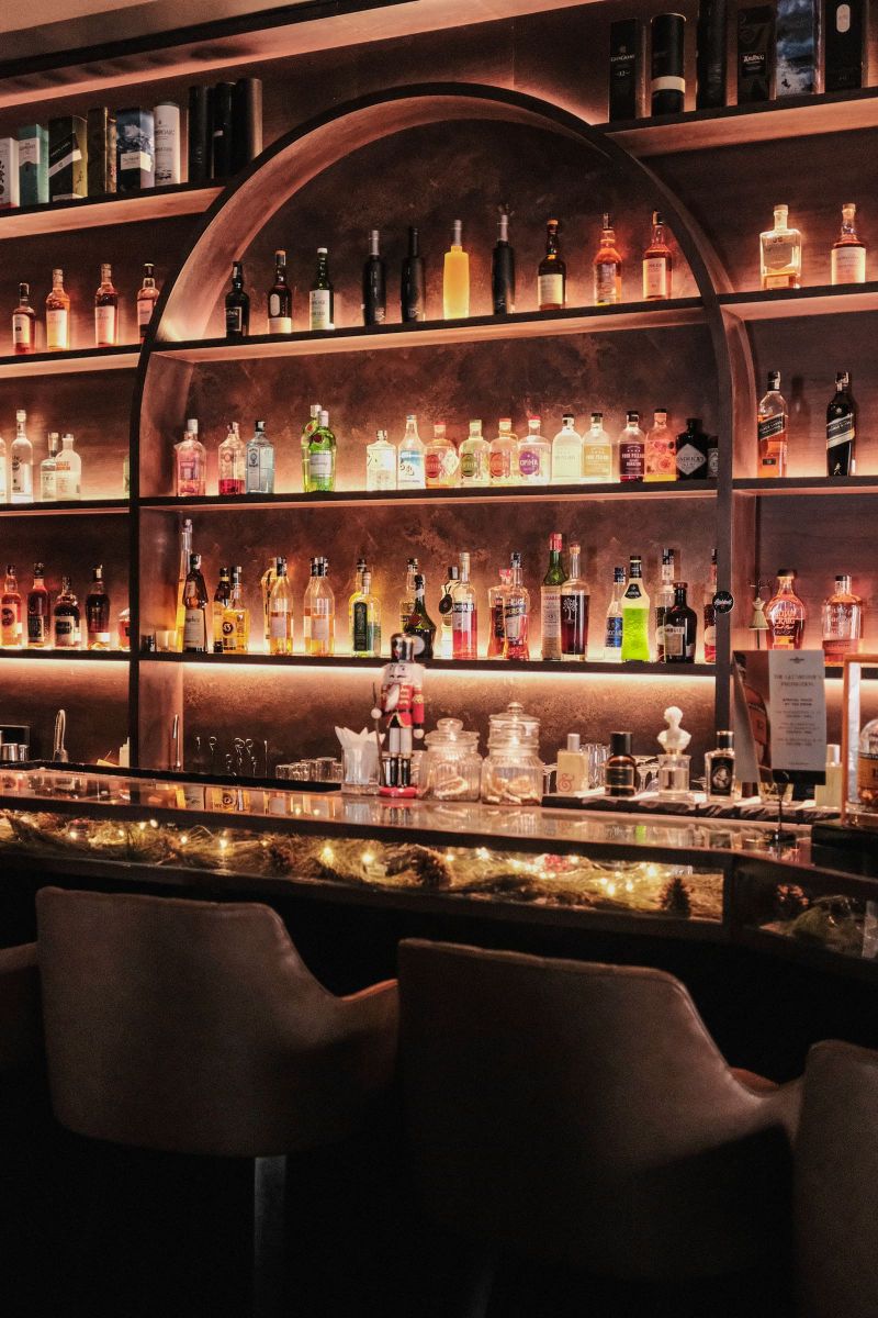 du bar, concept bar, nước hoa niche, cocktail