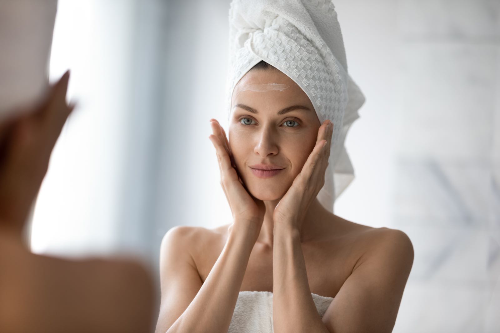 face yoga, bí quyết làm đẹp, gương mặt thon gọn