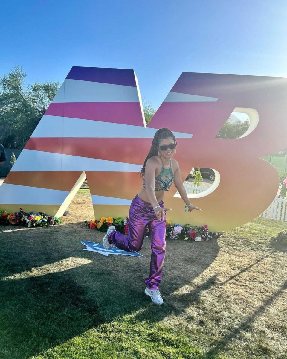 WWK-coachella-2022-best-outfit-trang-phuc-an-tuong-fashion