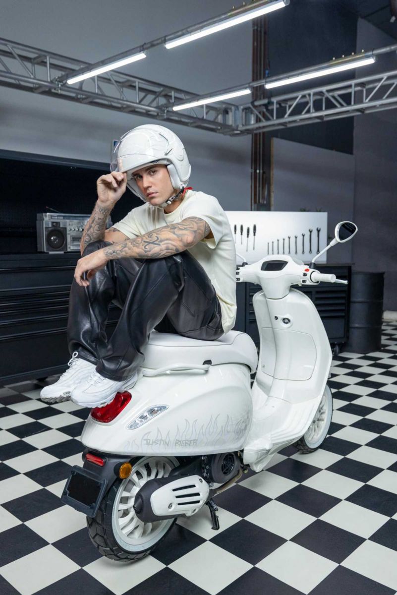 Vespa, Justin Bieber, Justin Bieber x Vespa, Justin Vespa limited edition, Vespa scooter