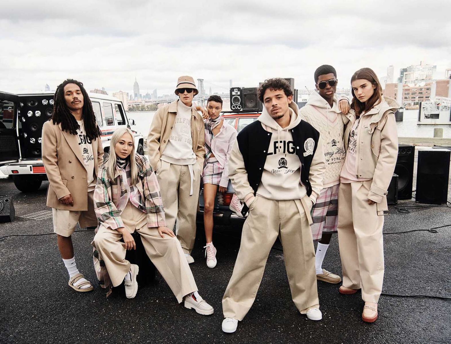 Tommy Hilfiger, Make your move, Anthony Ramos, Tommy Hilfiger Mùa xuân 2022, MoveWithTommy