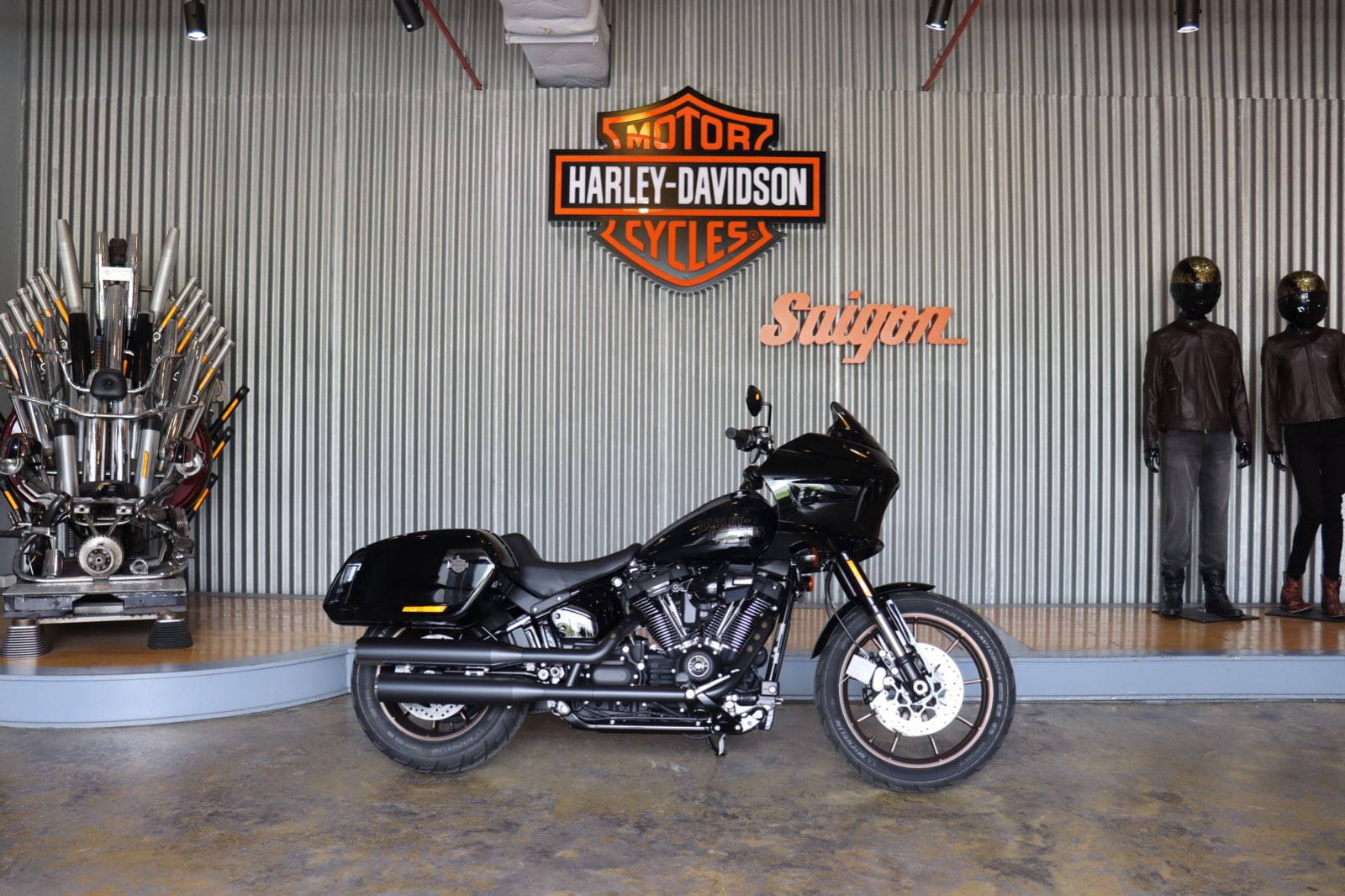 Harley-Davidson®, Low Rider ST, Ra mắt, Automobile, xe phân khối lớn
