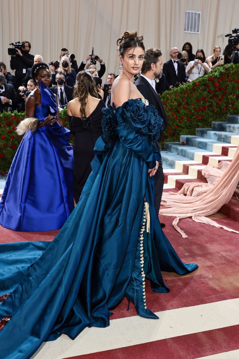 met gala 2022, met gala, sự kiện thời trang, thảm đỏ met gala, gilded glamour