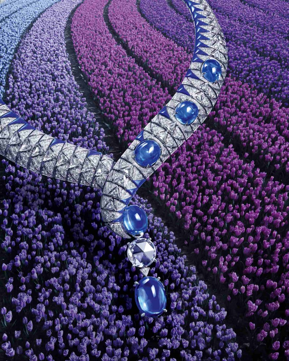 bst-trang-suc-cao-cap-cua-cartier-Beautes-du-Monde-vong-co-water-aspis-necklace