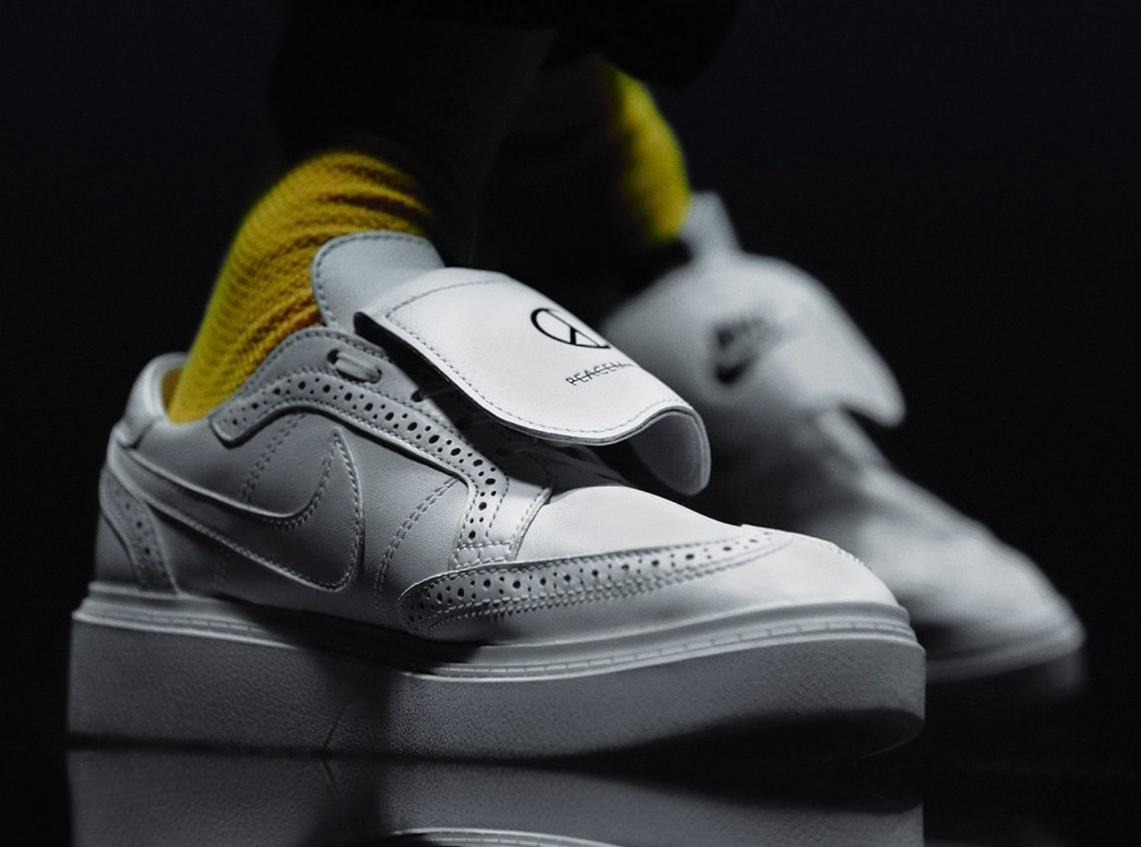 G-Dragon-Peaceminusone-nike-air-force-1-floral-2022-Kwondo-1-Triple-White