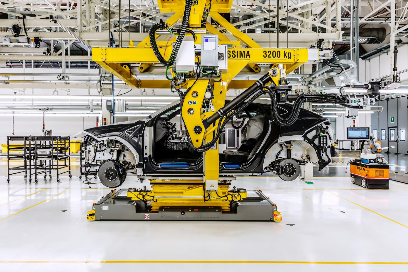 WWK-automobili-lamborghini-urus-20000