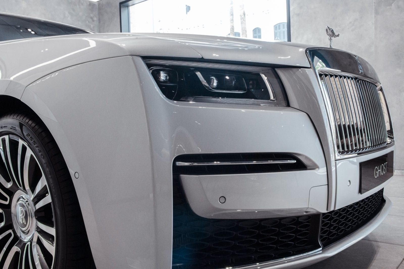 Rolls-Royce, New Ghost, Post Opulence