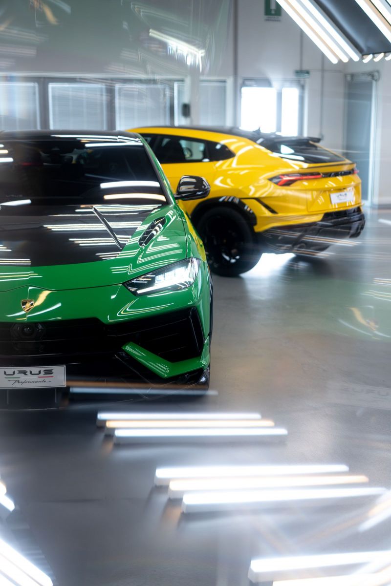 lamborghini-urus-performante-2022