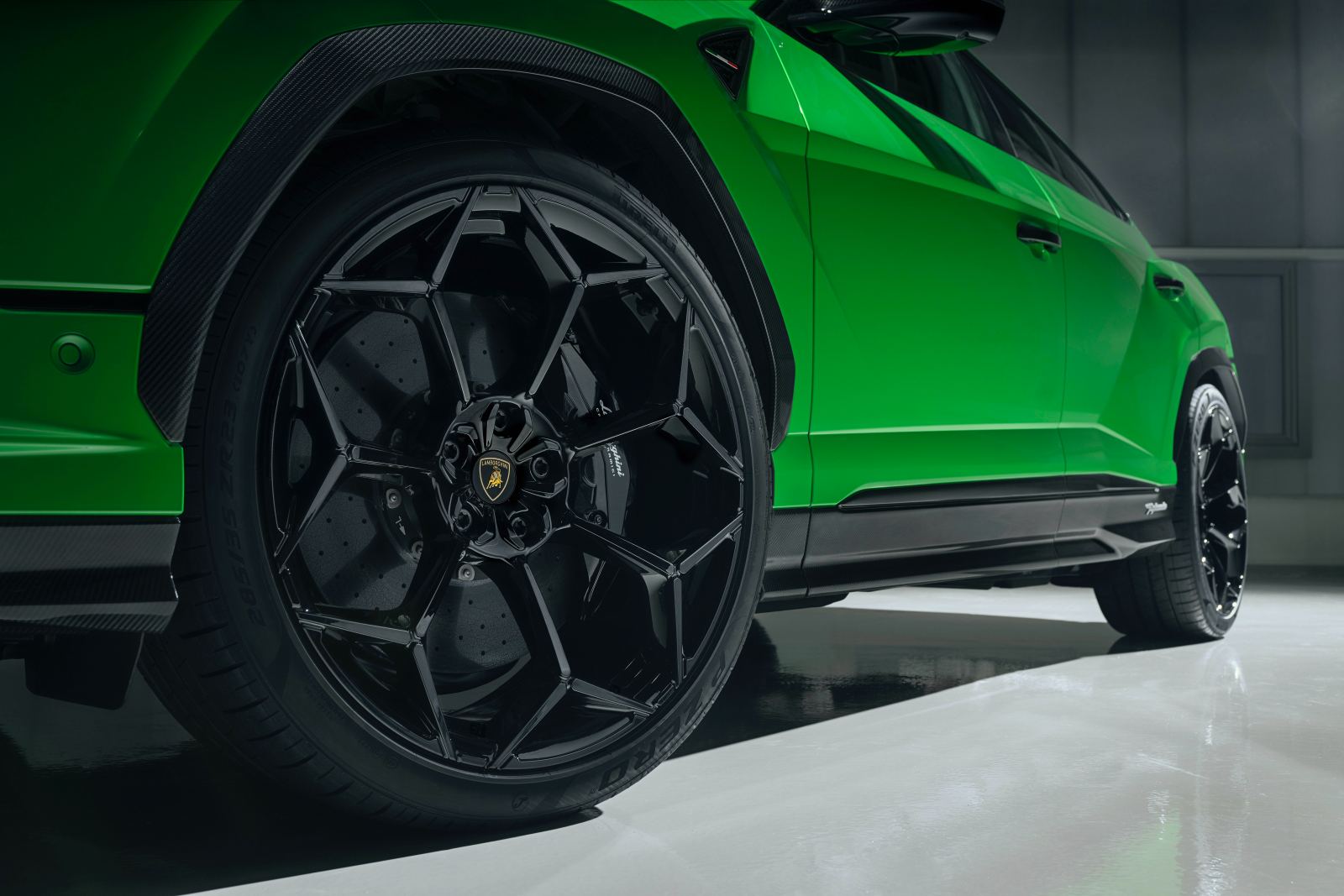 lamborghini-urus-performante-2022