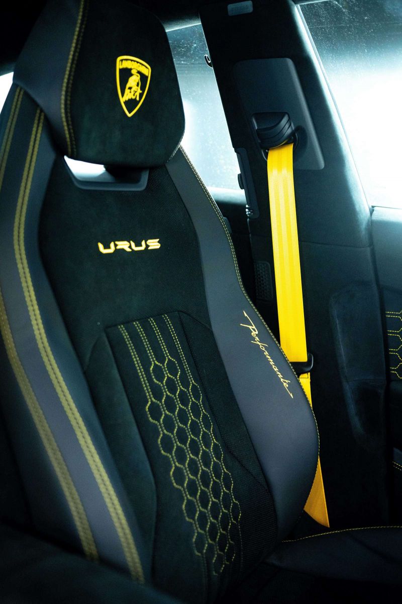 lamborghini-urus-performante-2022