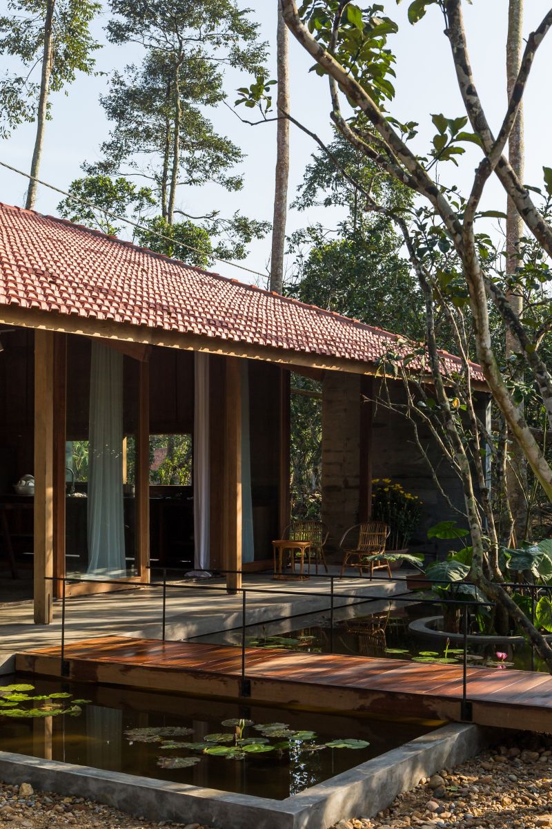hachi lily house, hachi lily, huế, nhà gỗ 