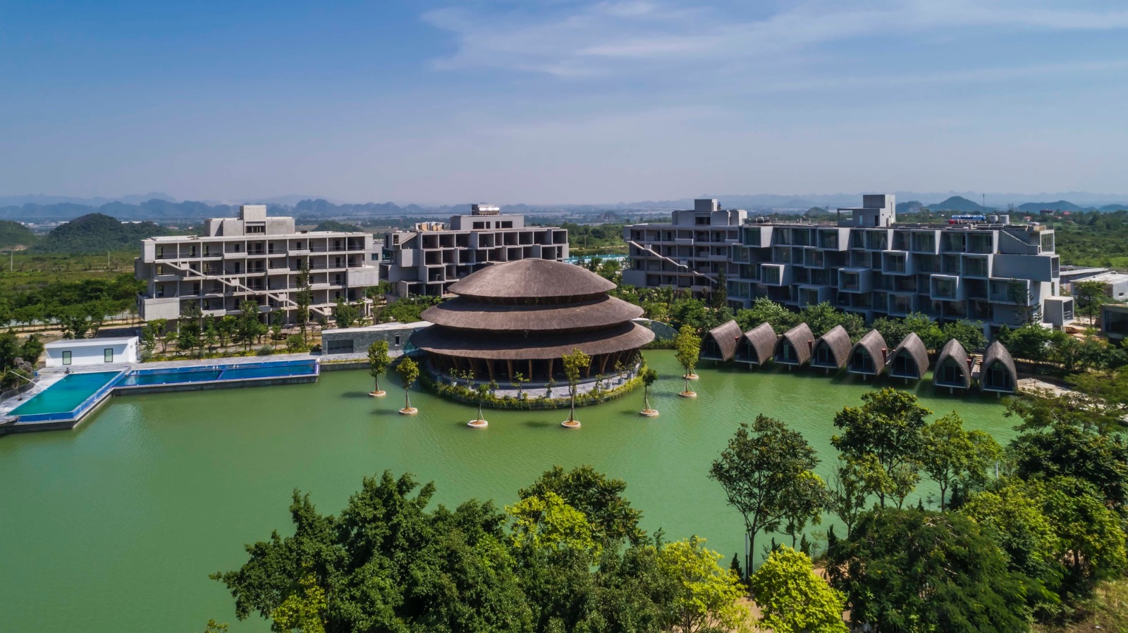 vedana, nhà hàng vedana, nhà hàng tre, ninh bình 