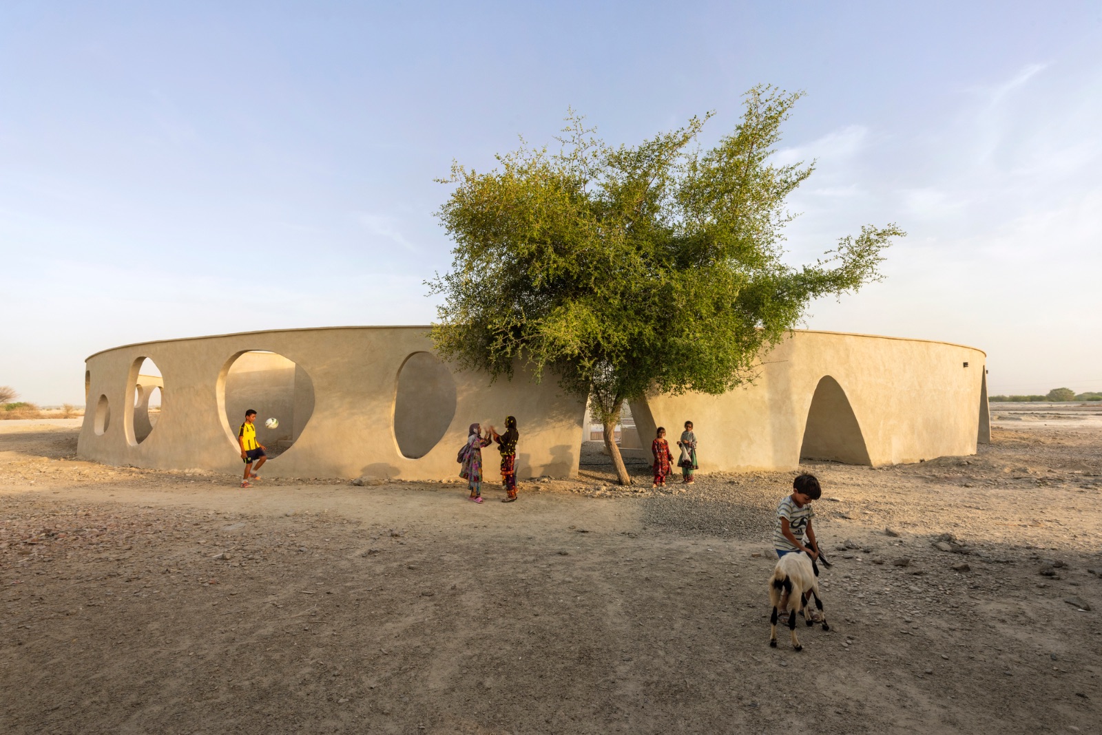 trường tiểu học, jadgal, iran, trung tâm văn hoá