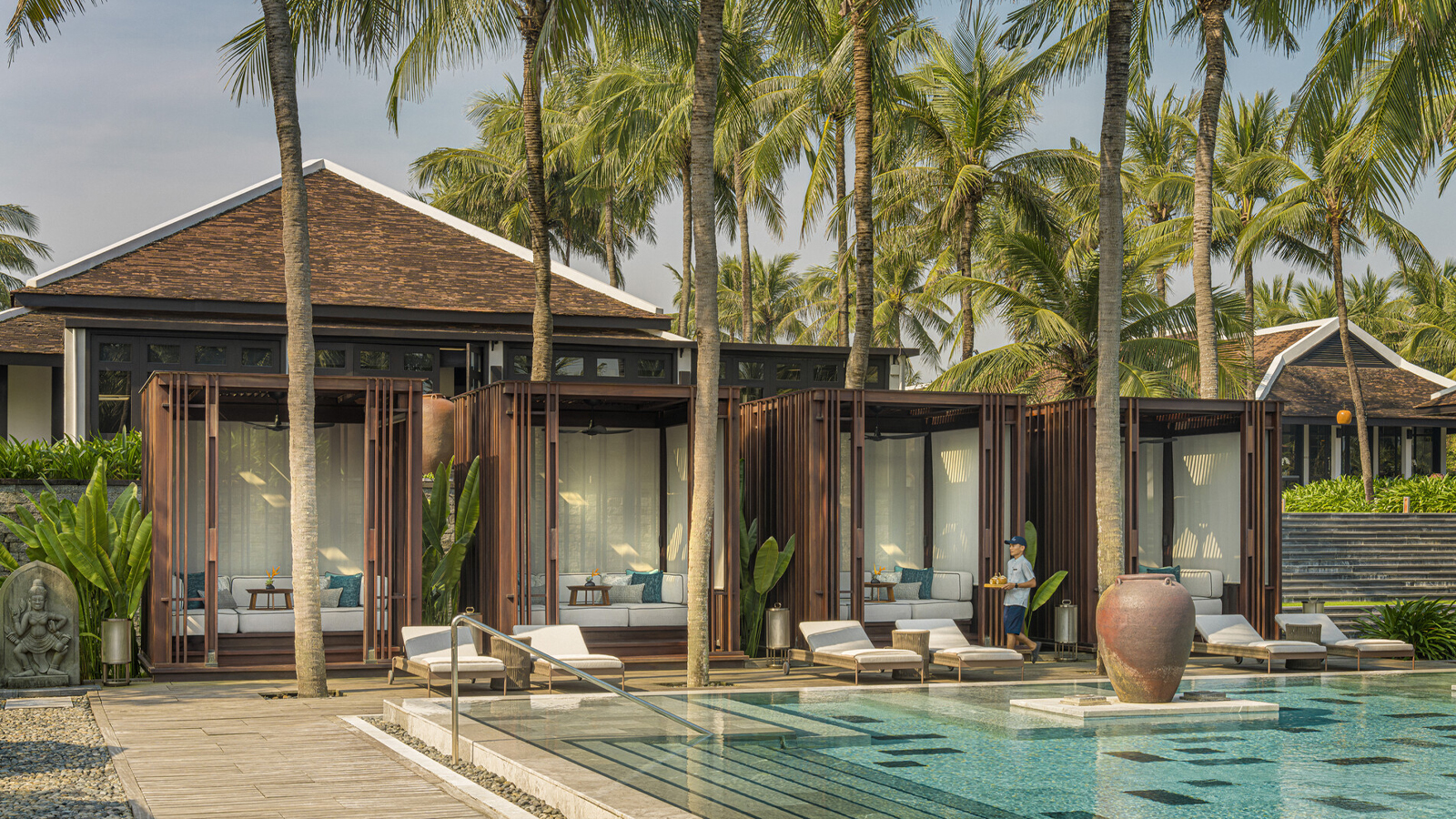 WWK's CHOICE, InterContinental Danang, Zannier Bãi San Hô, Four Seasons The Nam Hai, The Reverie Saigon, Amanoi