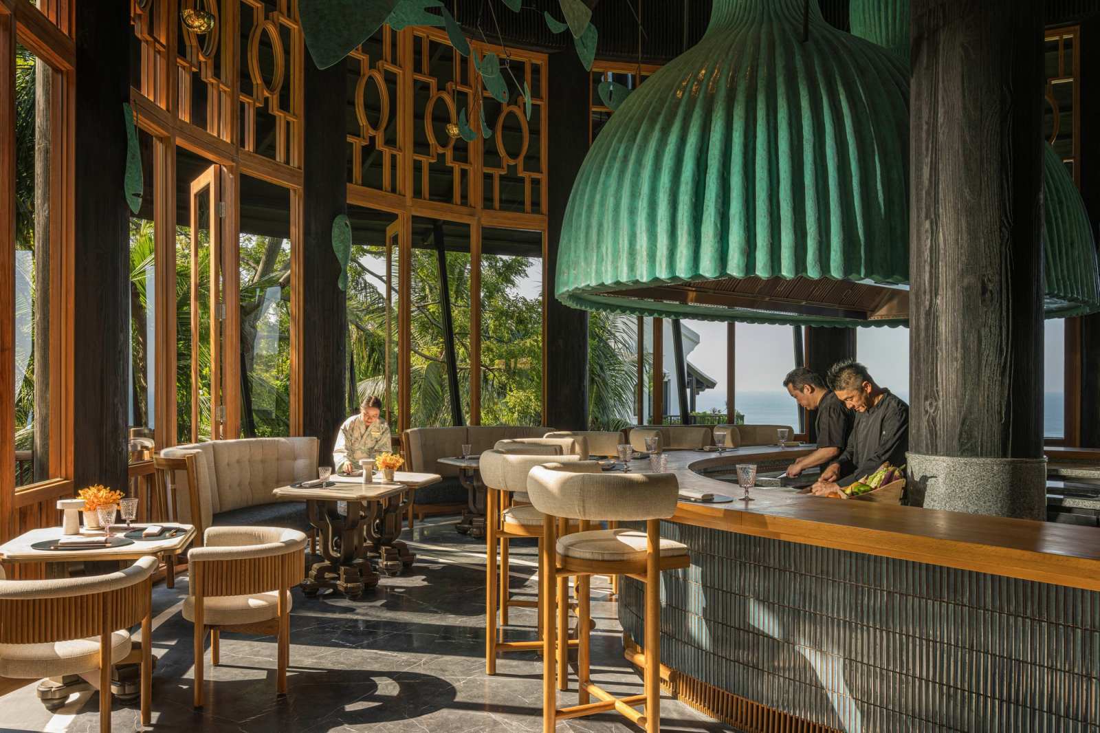 WWK'S CHOICE, khách sạn resort có thiết kế nổi bật nhất Việt Nam, best design resort, resort vietnam, intercontinental danang, bill bensley