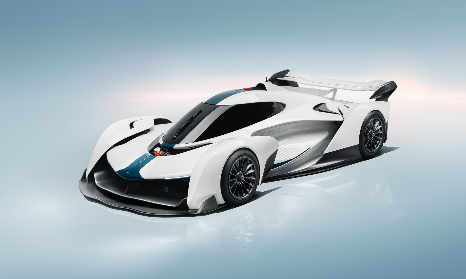 McLaren-Solus-GT-sieu-xe-dua