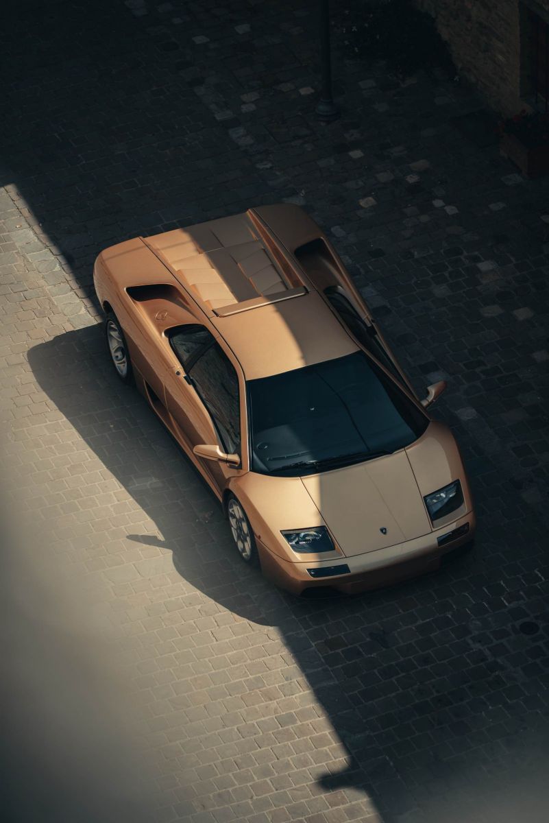 WWK-lamborghini-diablo-dong-co-v12-huyen-thoai